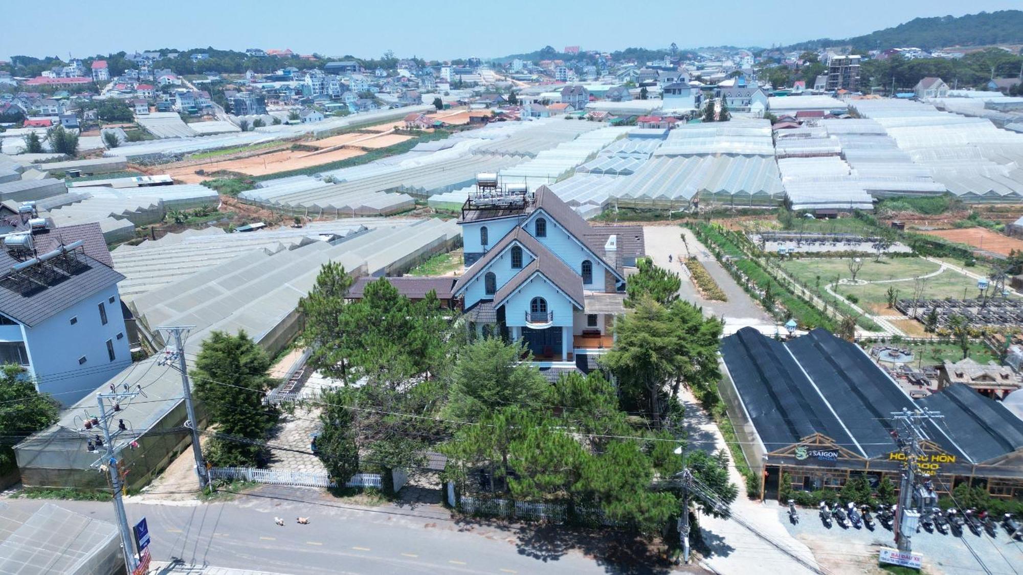 Akama Boutique Da Lat Hotel Exterior photo